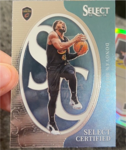 2023-24 Panini Select #14 Donovan Mitchell Select Certified — front