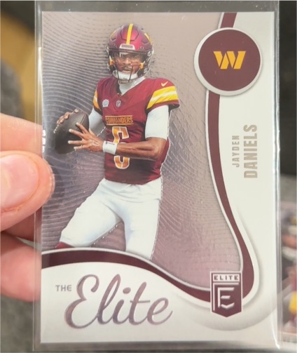 2025 Donruss Elite The Elite #5 Jayden Daniels — front