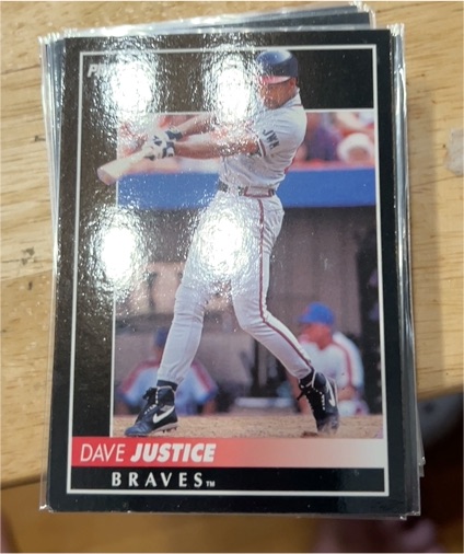 1992 Pinnacle #100 Dave Justice — front