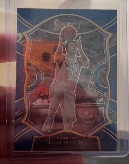 2020-21 Panini Select #15 Luka Doncic — front