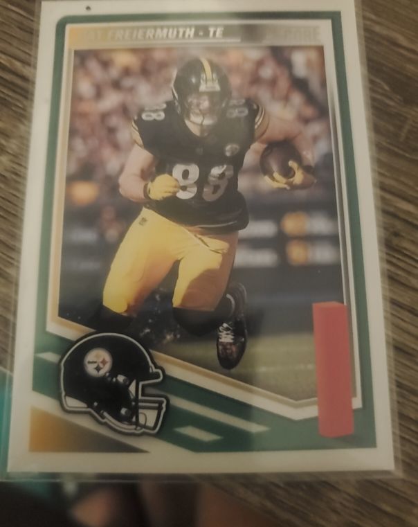 2025 Panini Score Football #90 Pat Freiermuth — front