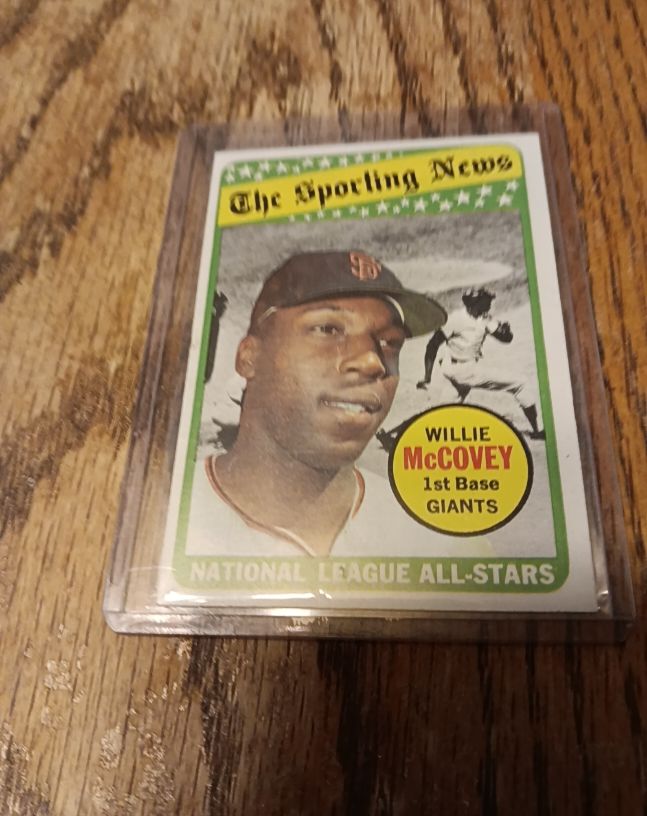 1969 Topps #416 Willie McCovey — front