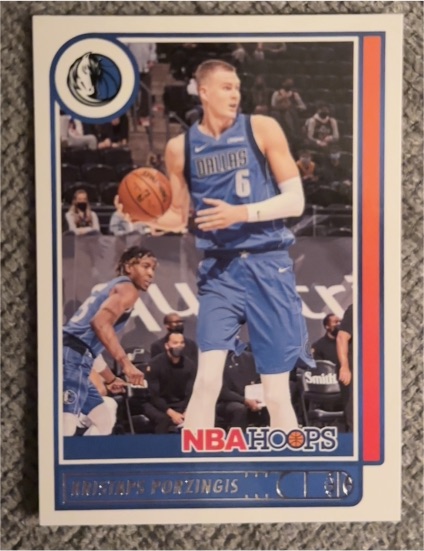 2021-22 Panini NBA Hoops #82 Kristaps Porzingis — front