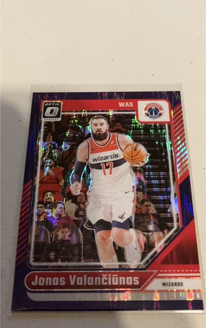 2024-25 Donruss Optic #21 Jonas Valančiunas — front