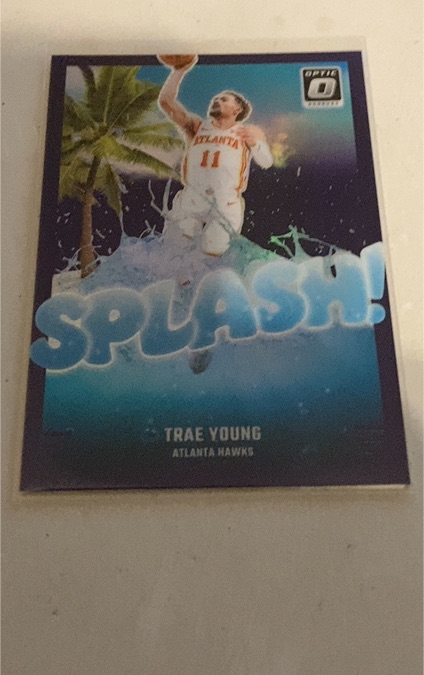 2024-25 Panini Donruss Optic #9 Trae Young Splash — front