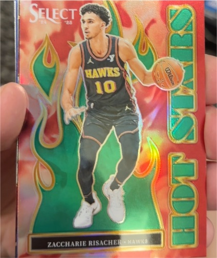 2024-25 Panini Select #15 Zaccharie Risacher Hot Stars Green Prizm Rookie — front