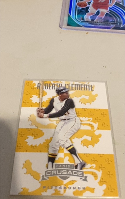 2025 Panini Crusade #60 Roberto Clemente — front