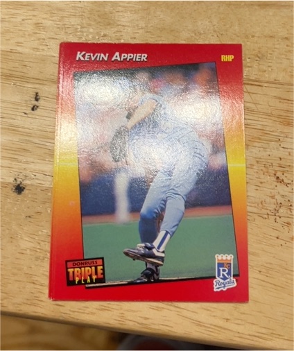 1992 Donruss Triple Play #8 Kevin Appier — front