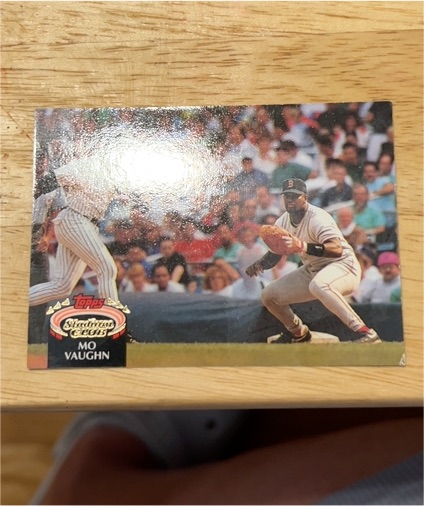 1992 Topps Stadium Club #325 Mo Vaughn — front