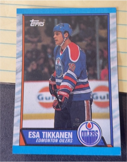 1989-90 Topps #10 Esa Tikkanen — front