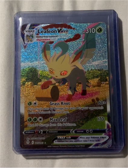 2021 Pokémon Evolving Skies #205 Leafeon VMAX — front