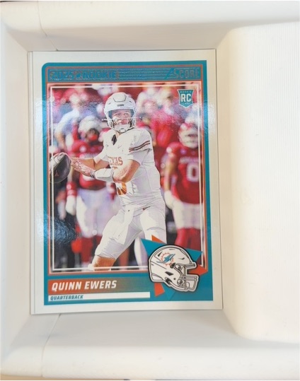 2025 Panini Score Football #75 Quinn Ewers — front