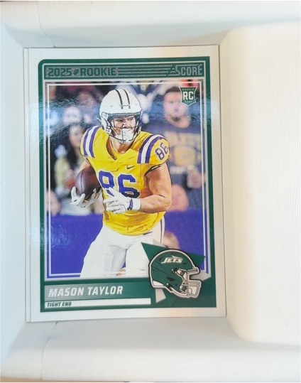 2025 Panini Score #7 Mason Taylor — front