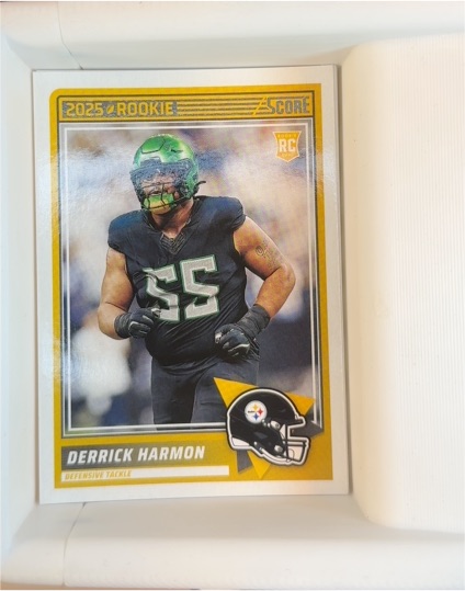 2025 Panini Score #81 Derrick Harmon — front