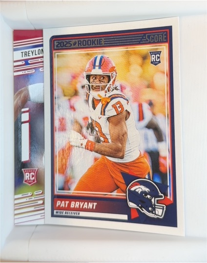 2025 Panini Score #64 Pat Bryant — front