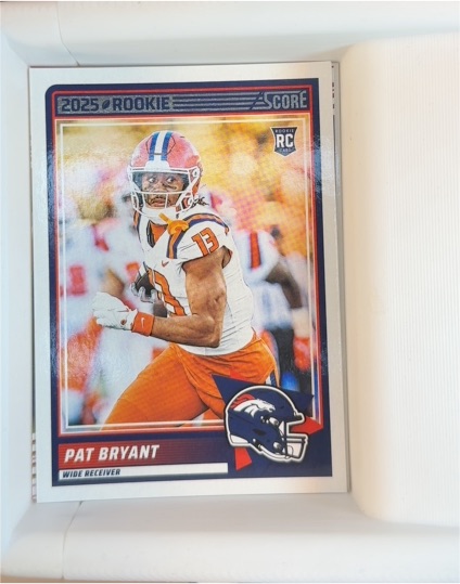 2025 Panini Score #64 Pat Bryant — front