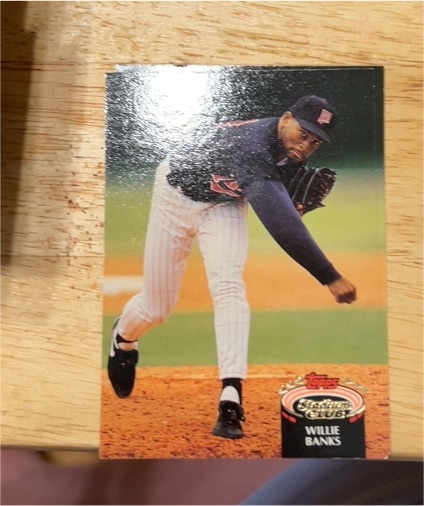 1992 Topps Stadium Club #321 Willie Banks — front