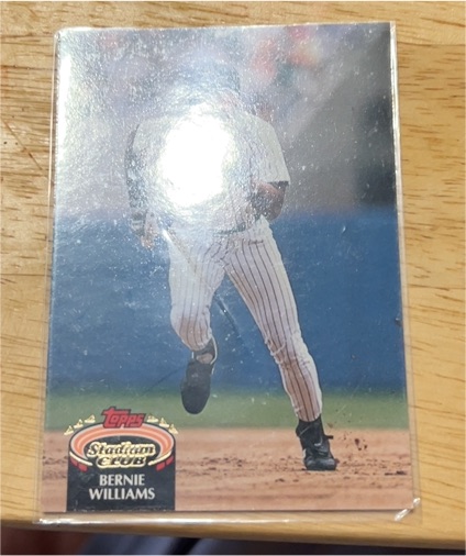 1992 Topps Stadium Club #260 Bernie Williams — front