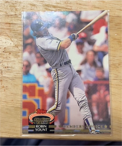 1992 Topps Stadium Club #607 Robin Yount — front