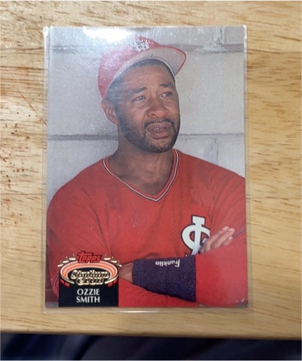 1992 Topps Stadium Club #680 Ozzie Smith — front