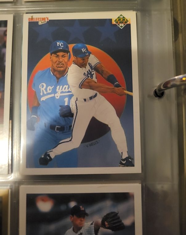 1990 Upper Deck #32 Bo Jackson — front
