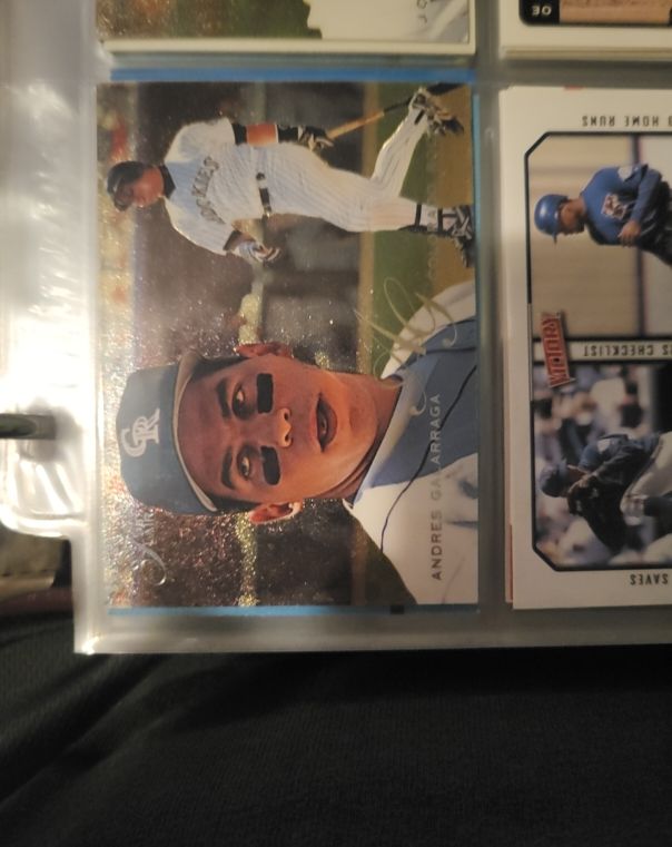 1993 Fleer Andres Galarraga — front