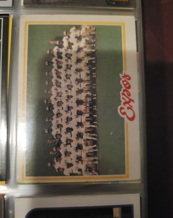 1978 O-Pee-Chee #207 Montreal Expos Team — front