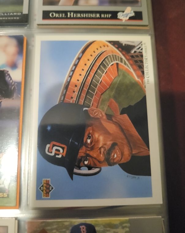 1992 Upper Deck #33 Fred McGriff — front