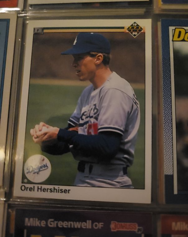 1990 Upper Deck #256 Orel Hershiser — front