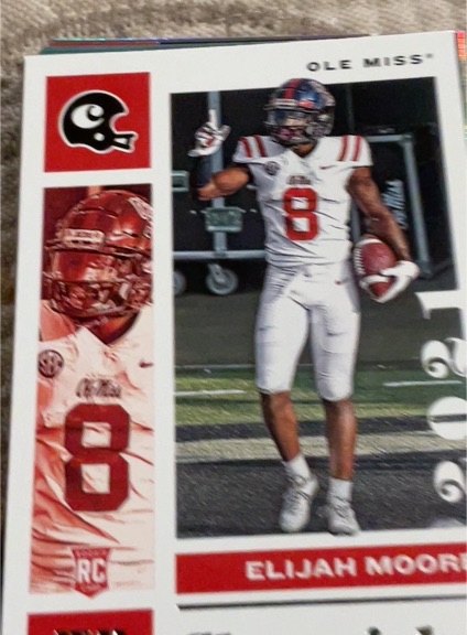 2021 Panini Chronicles Draft Picks #23 Elijah Moore — front