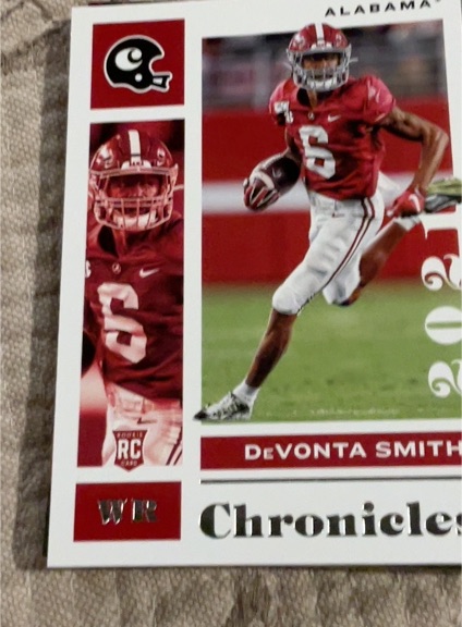 2021 Panini Chronicles Draft Picks #6 DeVonta Smith — front