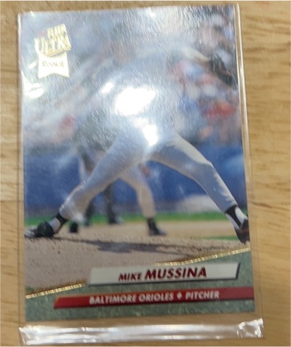 1992 Fleer Ultra Mike Mussina — front