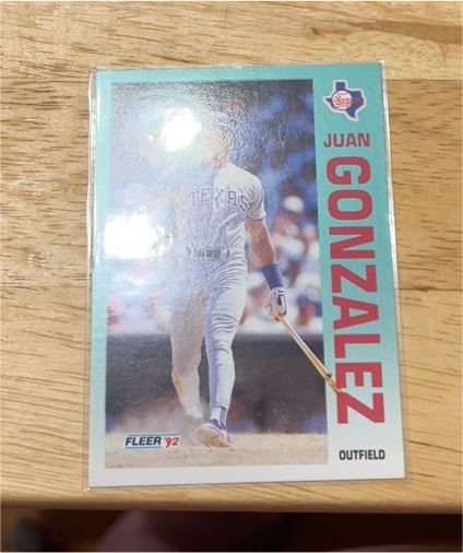 1992 Fleer #304 Juan Gonzalez — front