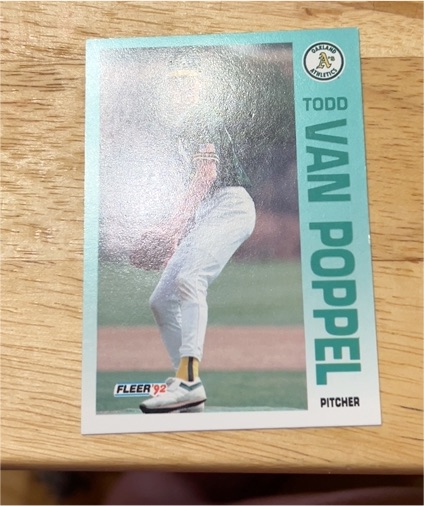 1992 Fleer #269 Todd Van Poppel — front