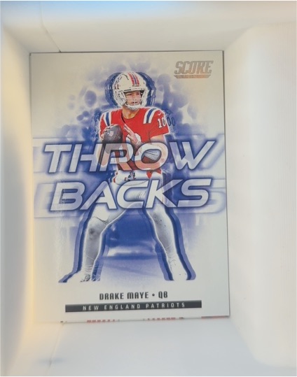 2025 Panini Score #3 Drake Maye Throwbacks — front