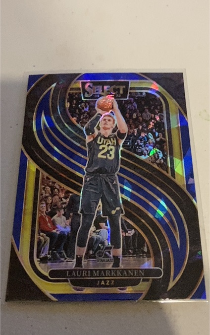 2024-25 Panini Select #136 Lauri Markkanen Premier Level — front