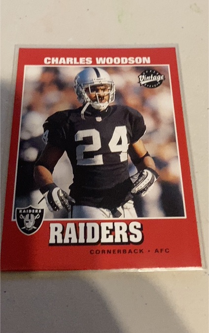 2001 Upper Deck Vintage #126 Charles Woodson — front