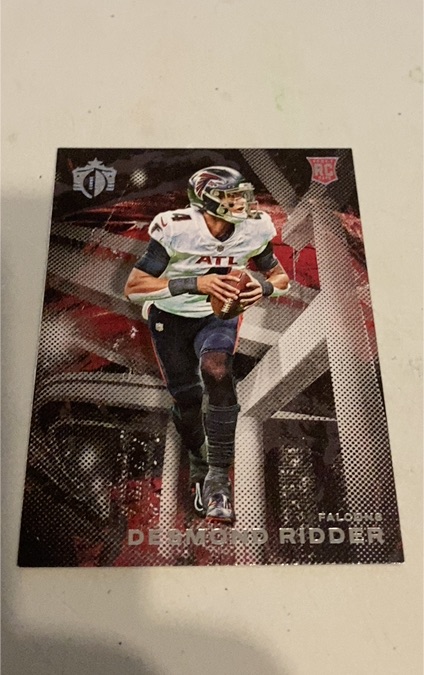 2022 Panini Chronicles Gridiron Kings #GK-4 Desmond Ridder — front