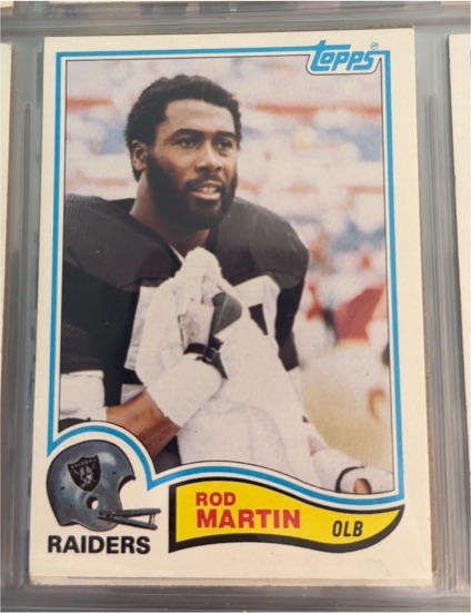 1982 Topps #194 Rod Martin — front