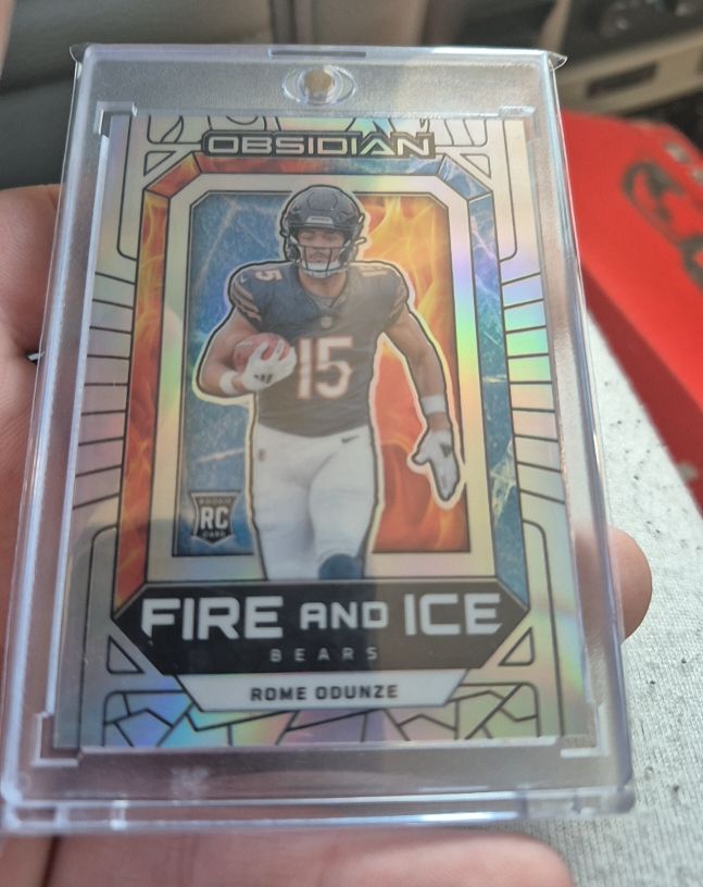2024 Panini Obsidian Fire and Ice #Rome Odunze — front
