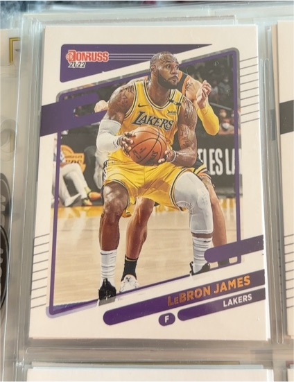 2021-22 Panini Donruss #12 LeBron James — front