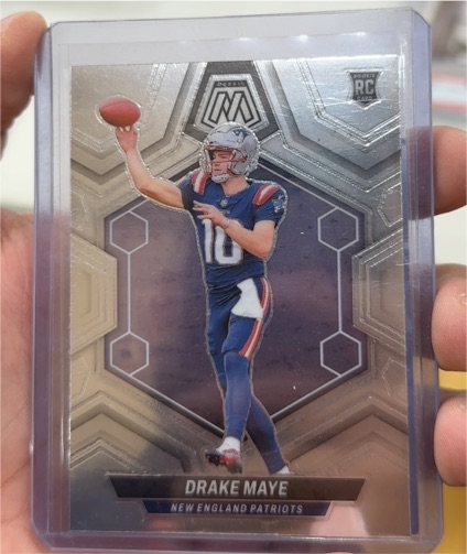 2024 Panini Mosaic #303 Drake Maye — front
