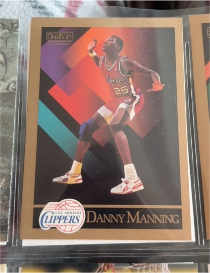 1990-91 SkyBox #129 Danny Manning — front