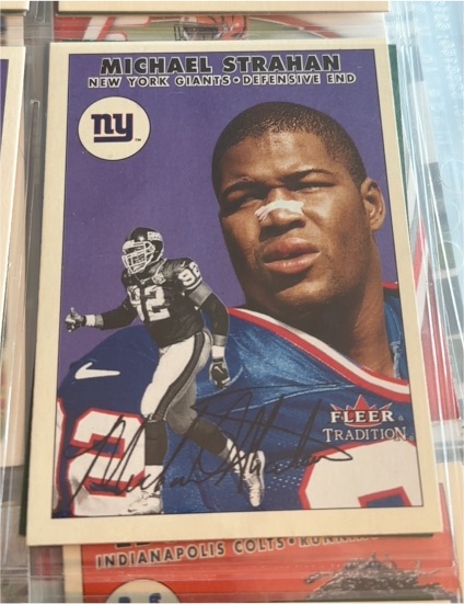 2000 Fleer Tradition #104 Michael Strahan — front