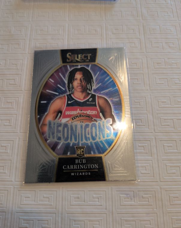 2024-25 Panini Select #6 Bub Carrington Neon Icons — front