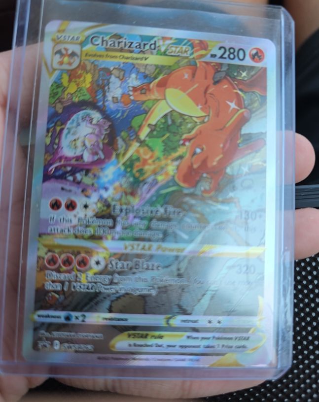 2022 Pokémon SWSH262 Charizard VSTAR — front
