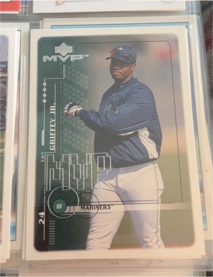 1999 Upper Deck MVP #218 Ken Griffey Jr. — front