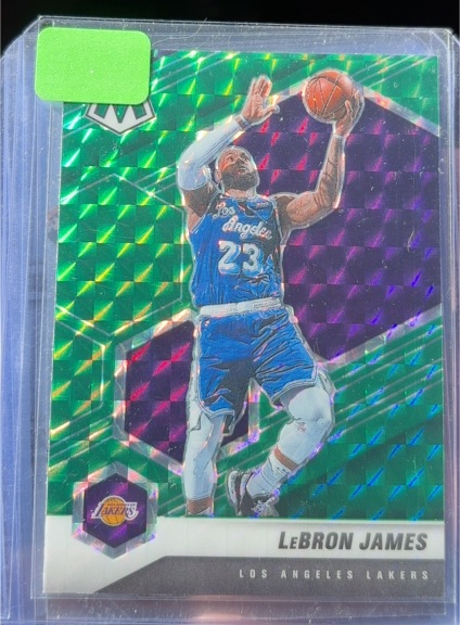 2020 Panini Mosaic #81 LeBron James — front