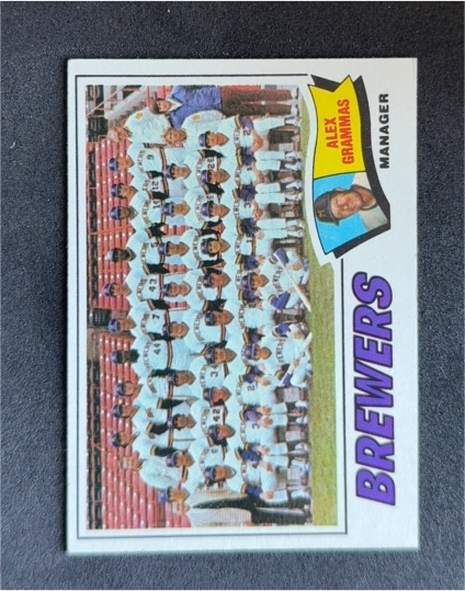 1977 Topps #51 Milwaukee Brewers / Alex Grammas — front