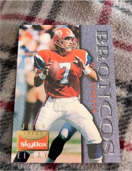 1995 SkyBox Premium #36 John Elway — front